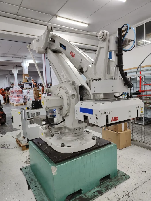 ABB IRB 660 · pallettizzazione